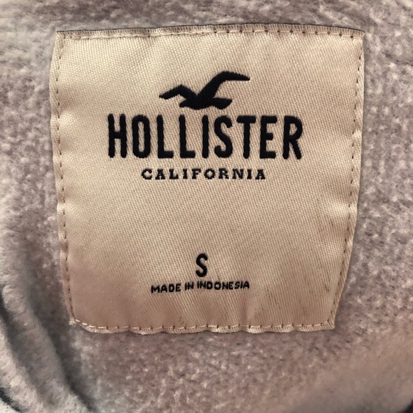 Hollister Hoodie - Picture 2 of 2